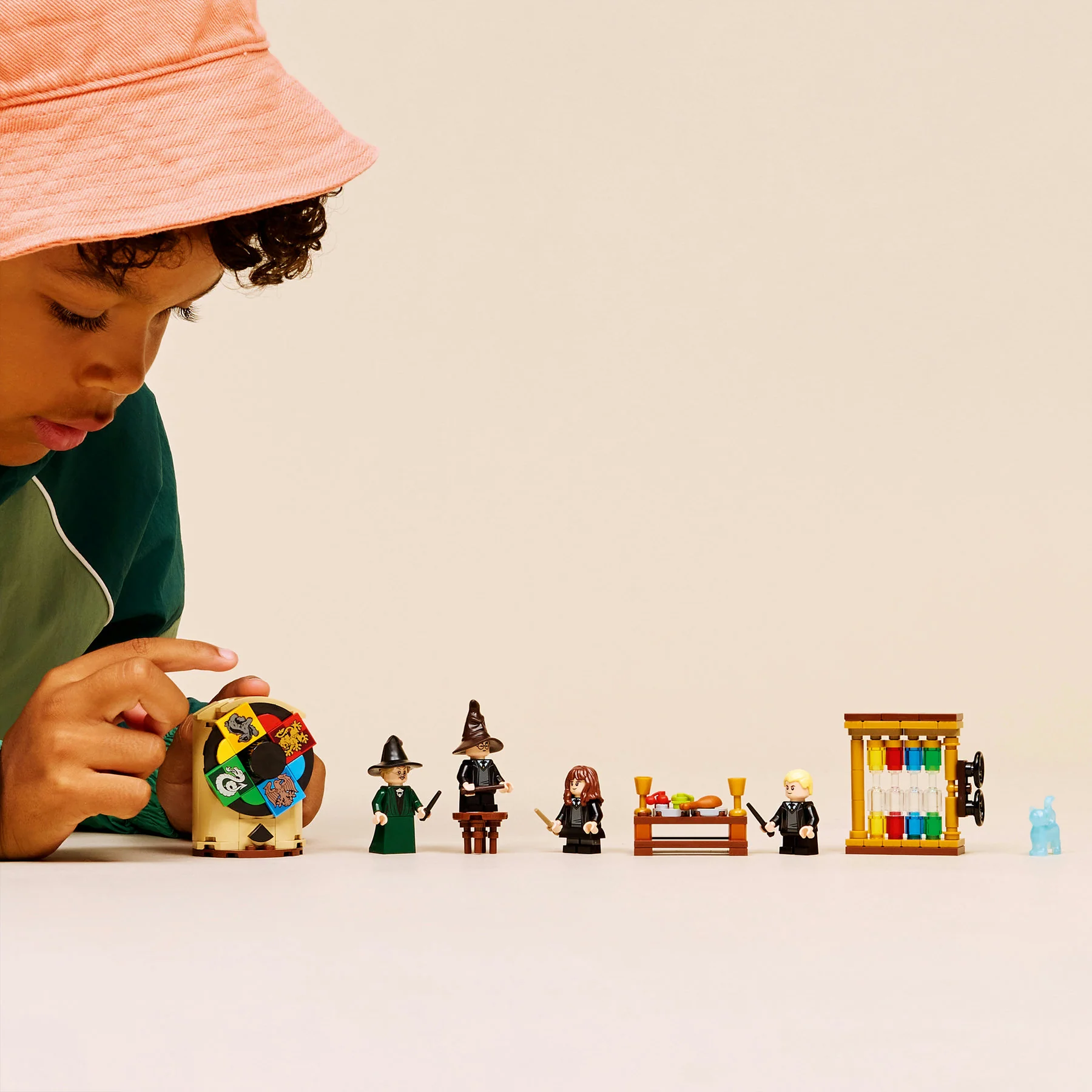 Hogwarts Castle - Sorting Hat Ceremony LEGO - Image 5