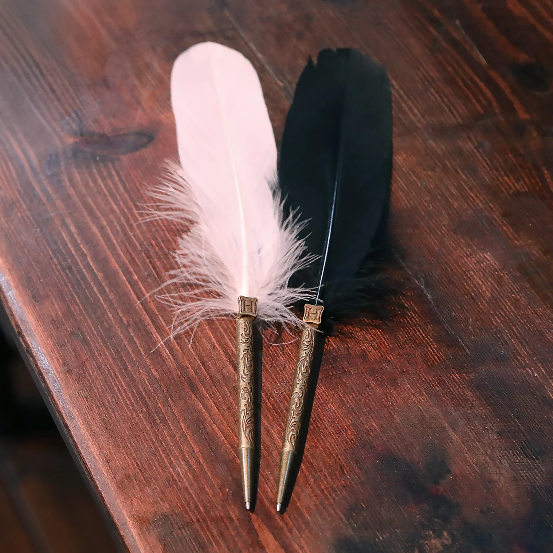 Hogwarts Quill - Black - Image 3